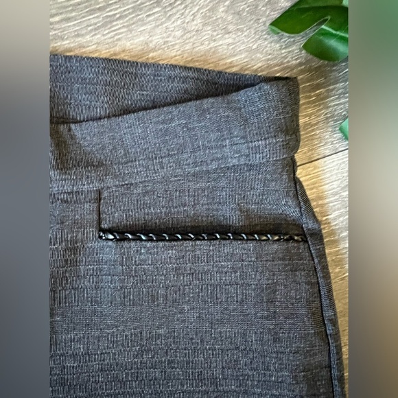 89th & Madison Comfort Stretch Braid Detail Trousers in Patterned Grey. Size 6 - Picture 3 of 9